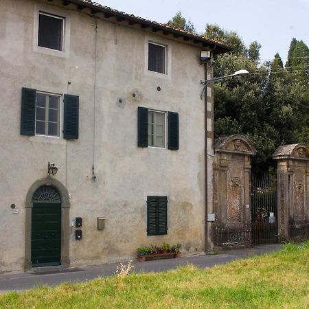 Appartement La Finestra Sul Parco à Lucques Extérieur photo